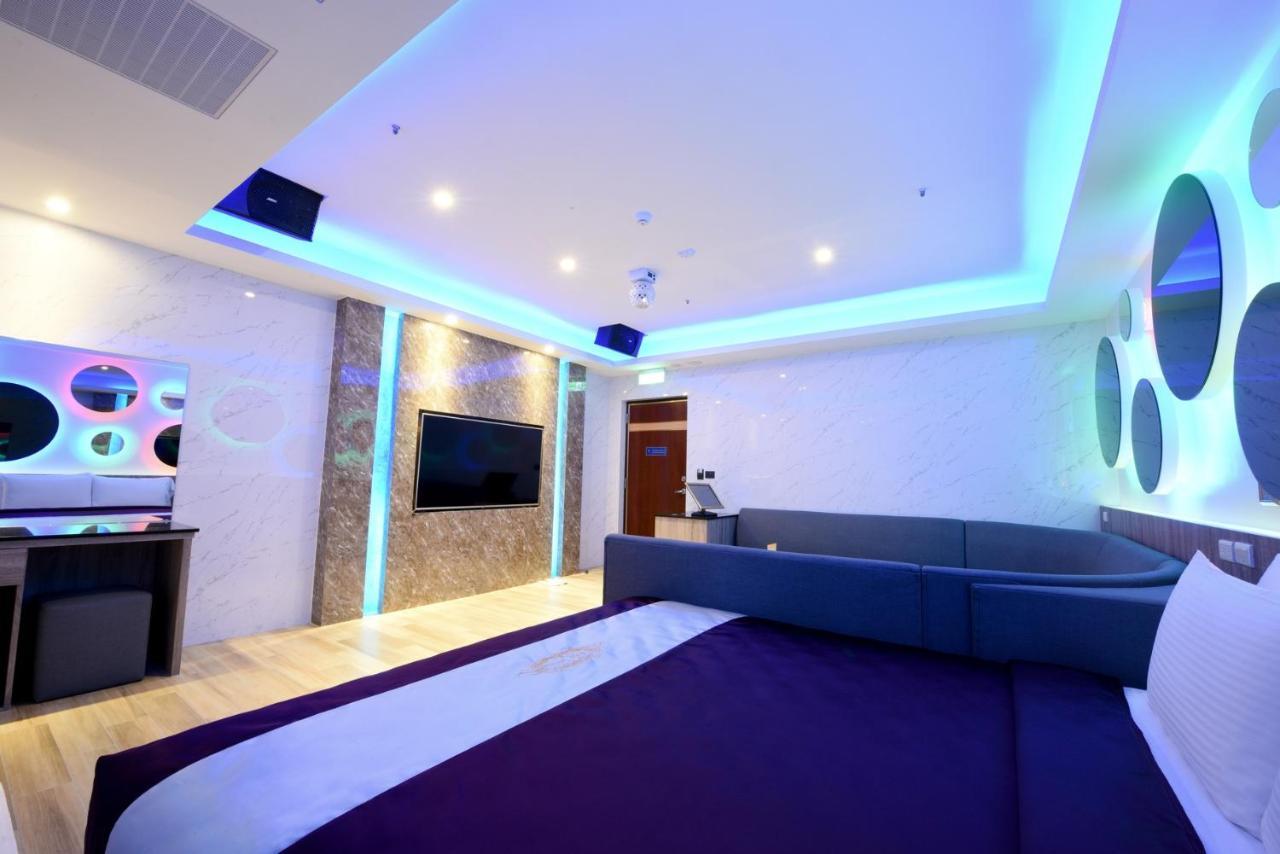 W3 Motel Luzhu Zewnętrze zdjęcie